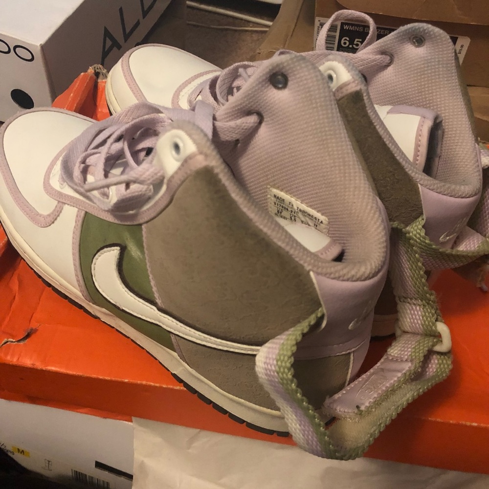 High Top Nike Sneakers